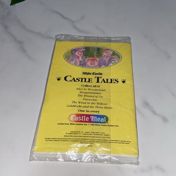 Alice in Wonderland White Castle 1992 - Castle Tales - Picture 3 of 10